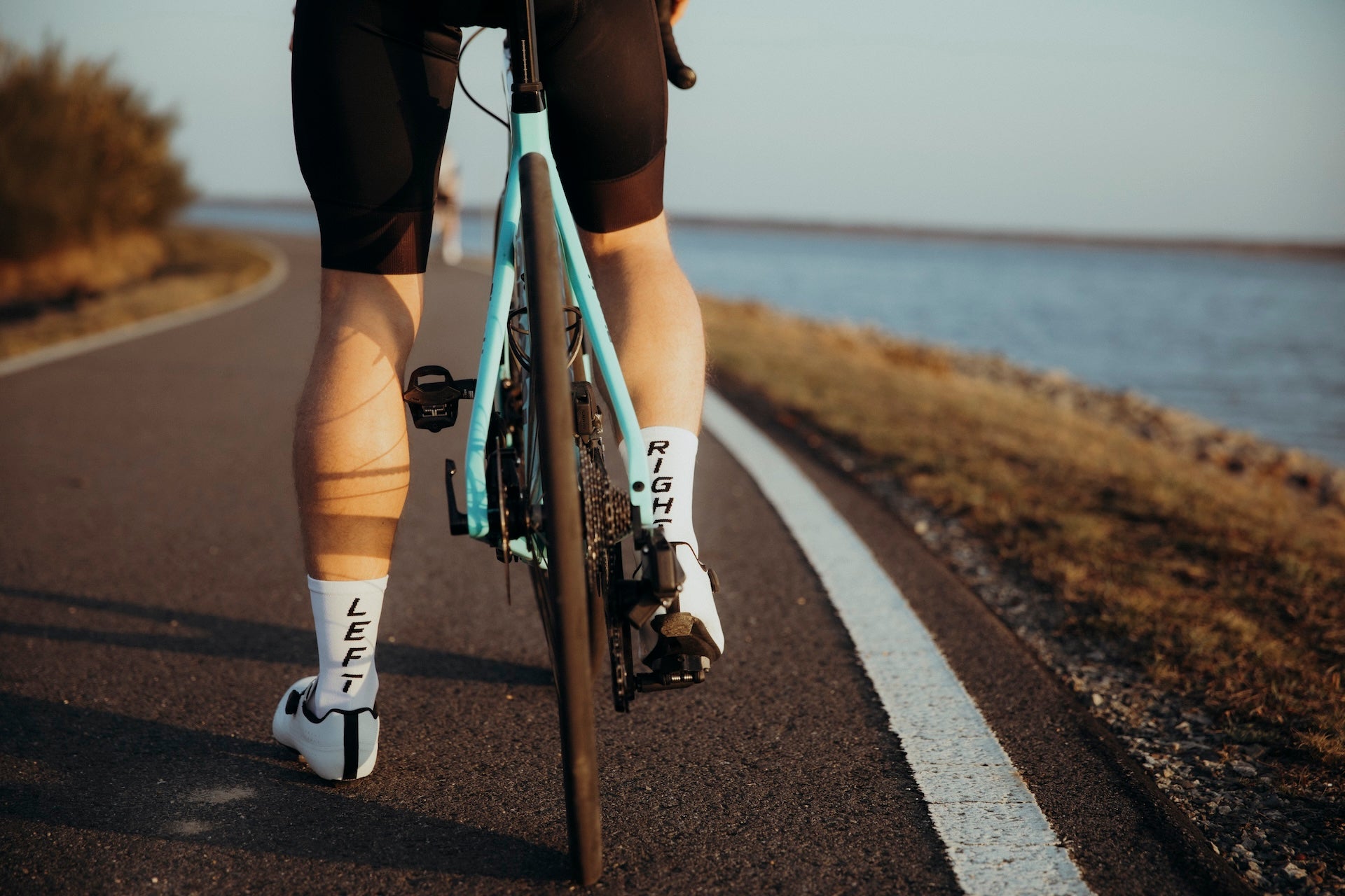 Rennrad Socken "Left/Right“ - Weiss