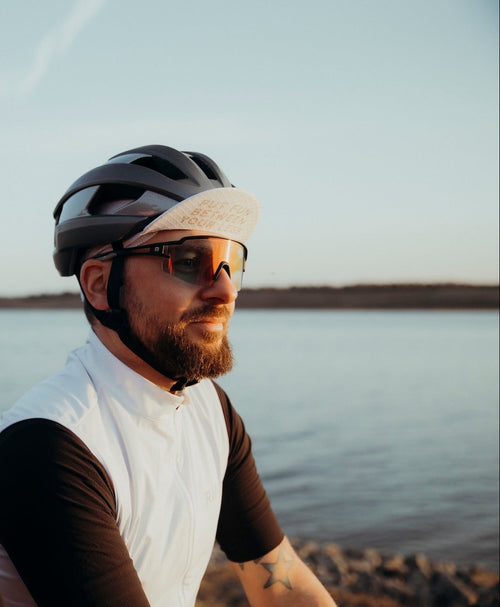 "PUT FUN BETWEEN YOUR LEGS" Cycling Cap - Weiss